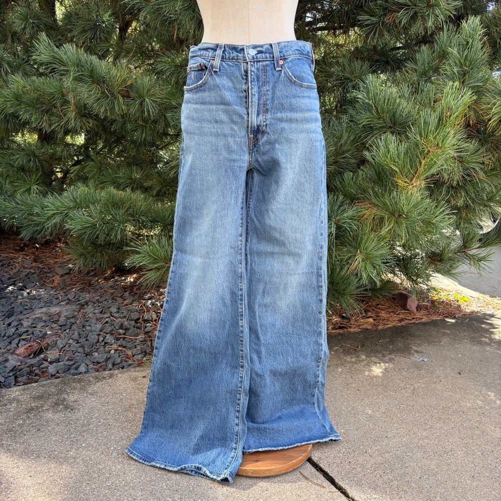 Levi's Ribcage Flare Wide-Leg Jeans